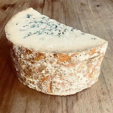 Colston Basset Stilton 1/4 Wheel (Approx. 2kg) Olives&Oils(O&O)